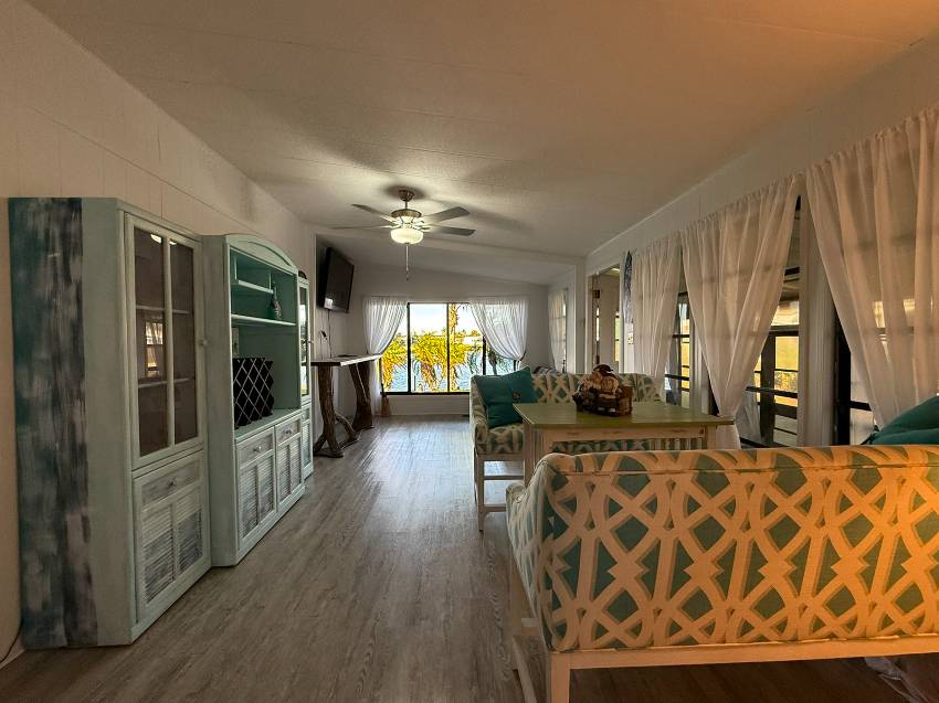 7924 Desoto Dr a Ellenton, FL Mobile or Manufactured Home for Sale